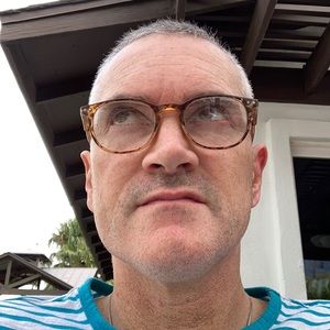 Meet your Posher, Gregory